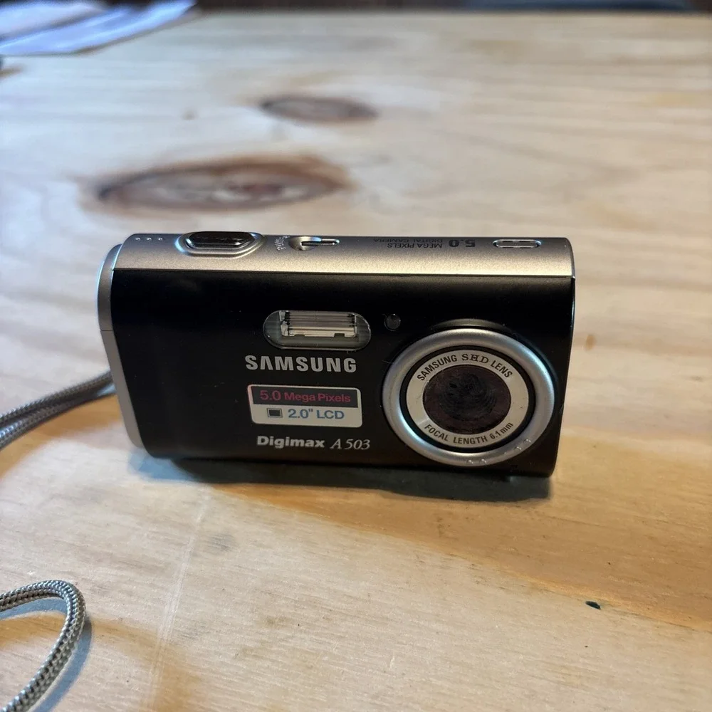 Samsung Digimax A503 5.0MP Compact Digital Camera Black PARTS OR REPAIR
